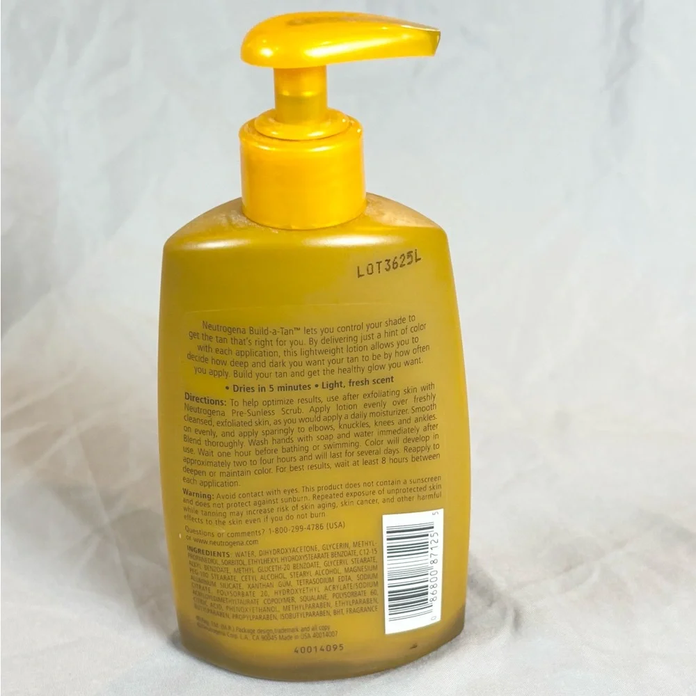 Neutrogena build a tan self tanner 6.7oz 200ml‎ 95% full